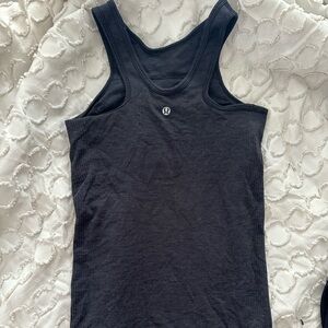 Lululemon size 2 tennis tank top